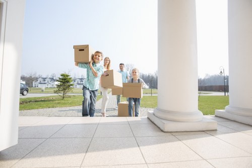 Commercial packing and furniture transport for a Bermondsey move