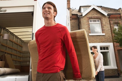 Local moving truck support for residential moves in Bermondsey
