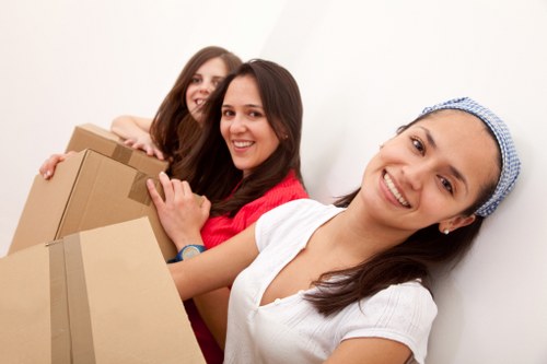 Professional movers handling a flat move in Bermondsey with careful access planning