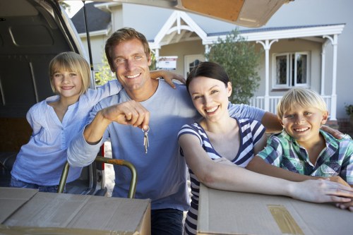 Careful house removals for a Bermondsey apartment move