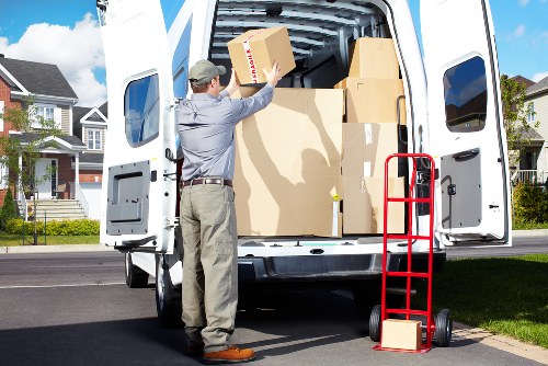 Preparing household items for storage in Bermondsey